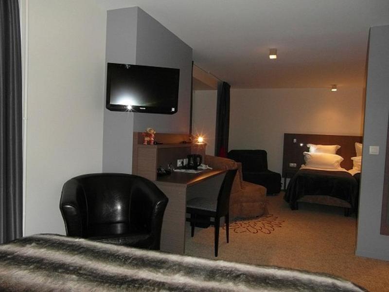 Le Benhuyc Hotel Binic