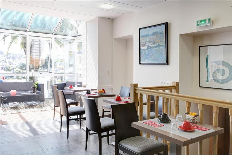 Le Benhuyc Hotel Binic