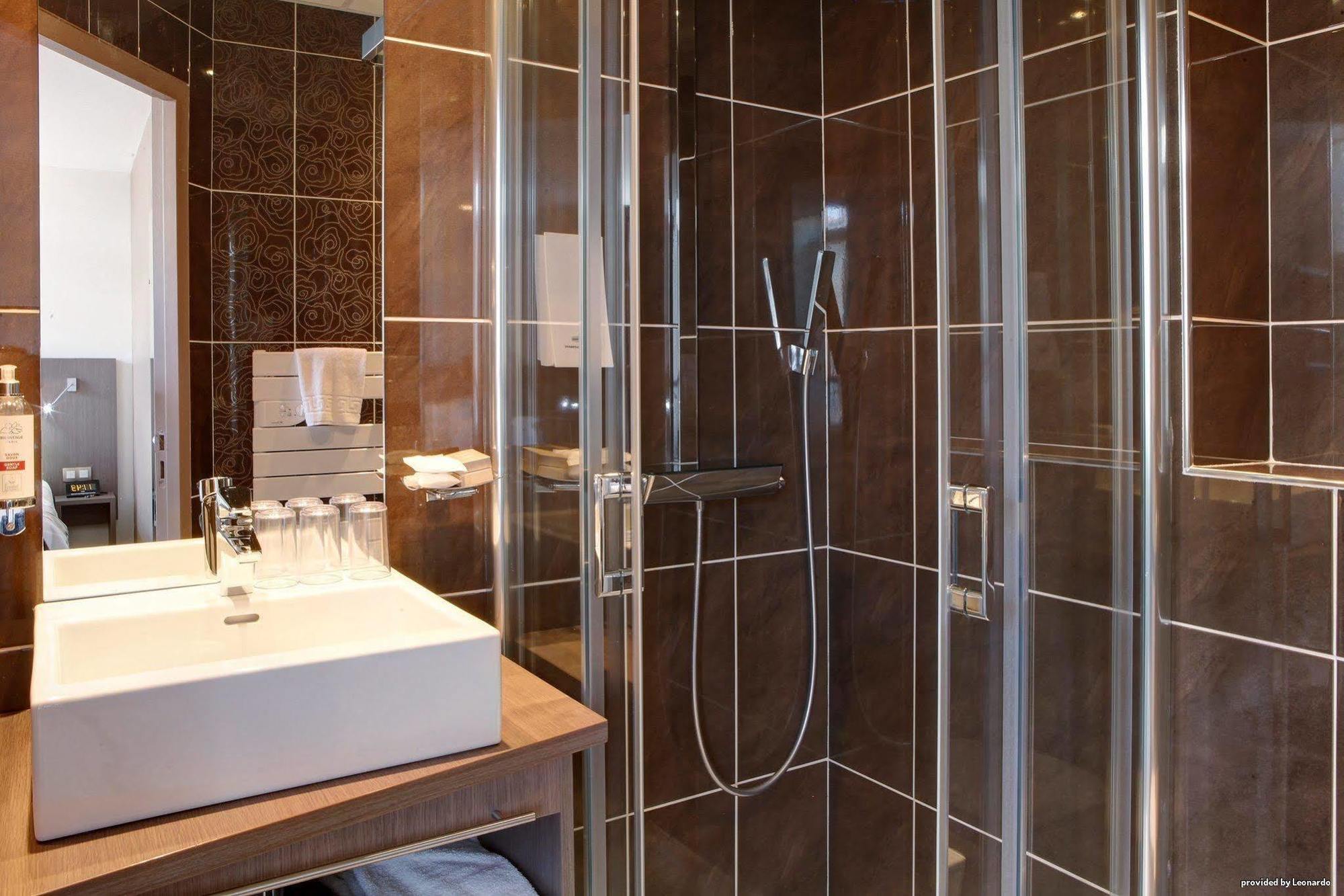 Le Benhuyc Hotel Binic
